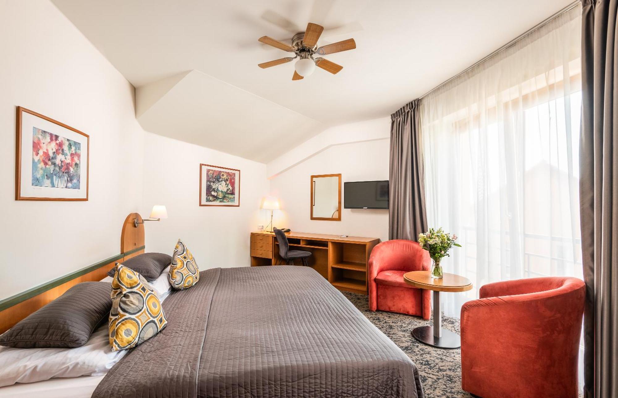 Hotel Troja Prag Dış mekan fotoğraf
