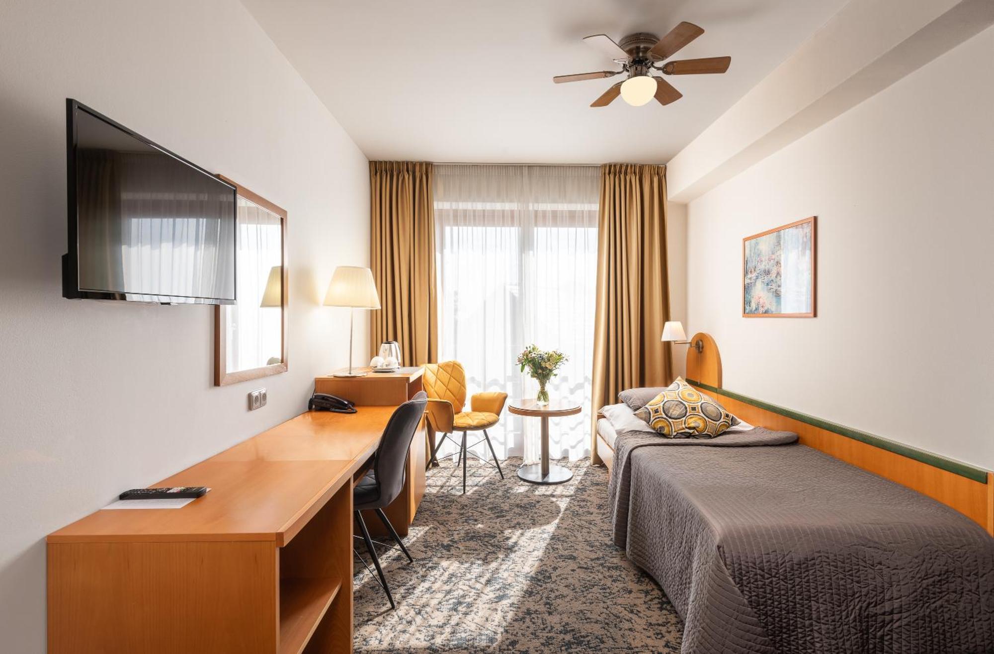 Hotel Troja Prag Dış mekan fotoğraf
